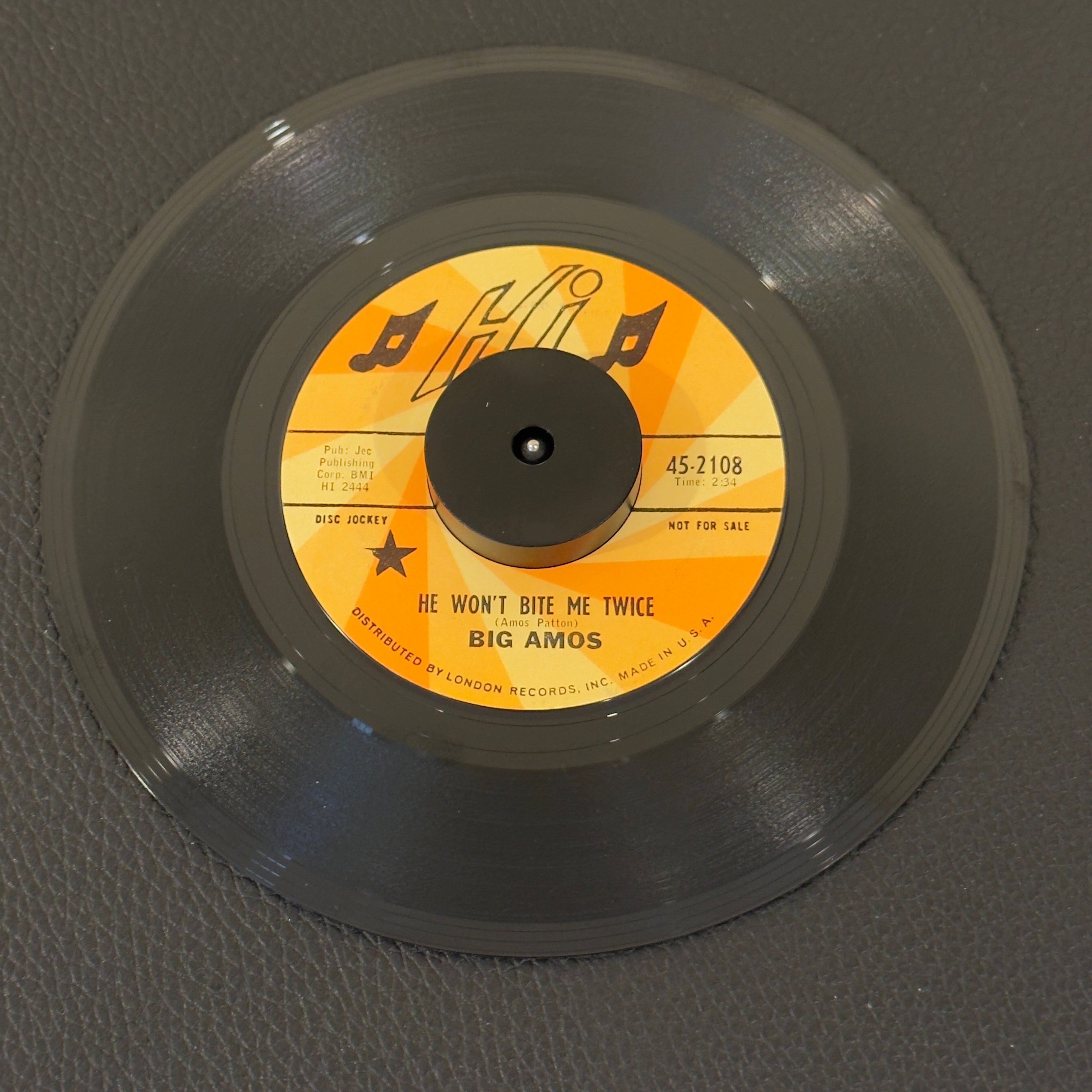 Big Amos - Move With You Baby / He Won't Bite Me Twice
