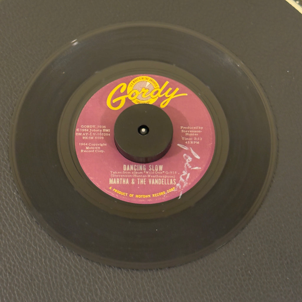 Martha & The Vandellas - WIld One / Dancing Slow