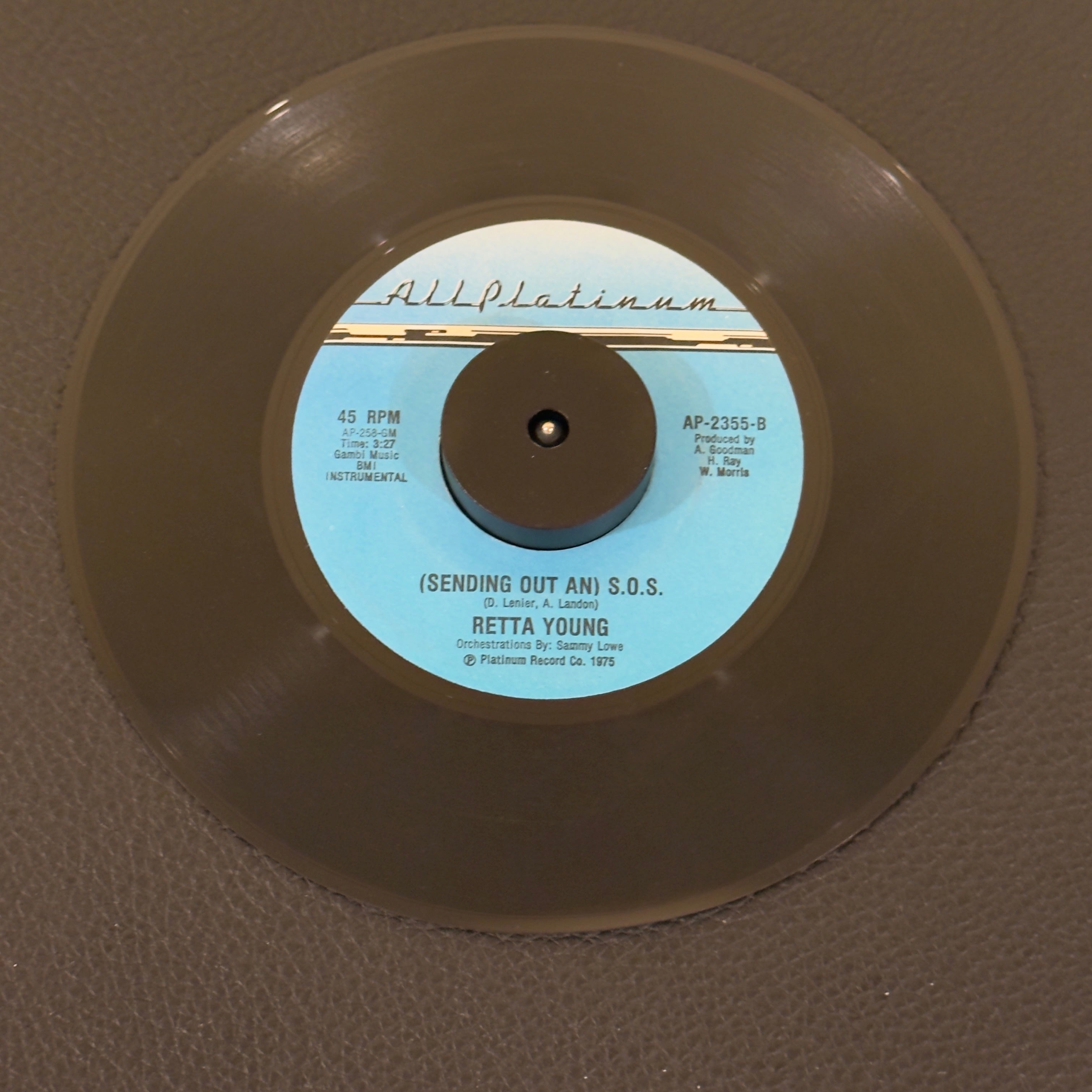Retta Young - (Sending Out An) S.O.S / (Sending Out An) S.O.S