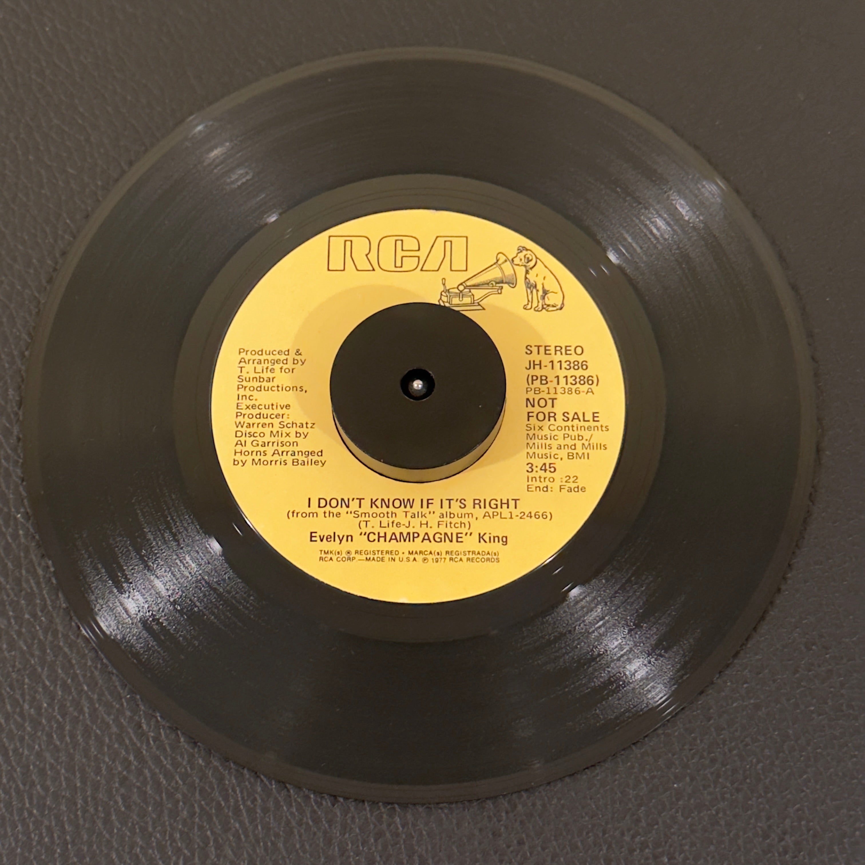 7" vinyl record by Evelyn "Champagne" King featuring "I Don't Know If It's Right/I Don't Know If It's Right", released on RCA (JH-11386), in VG+ (Very Good Plus) condition, classic analog collectable for turntable playback. Promotional Copy! Includes original RCA sleeve.