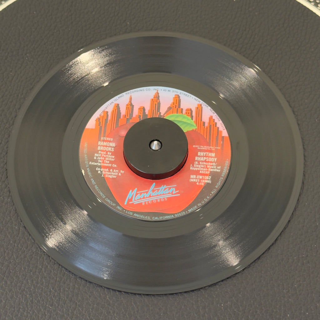 Ramona Brooks - Skinnydippin / Rhythm Rhapsody