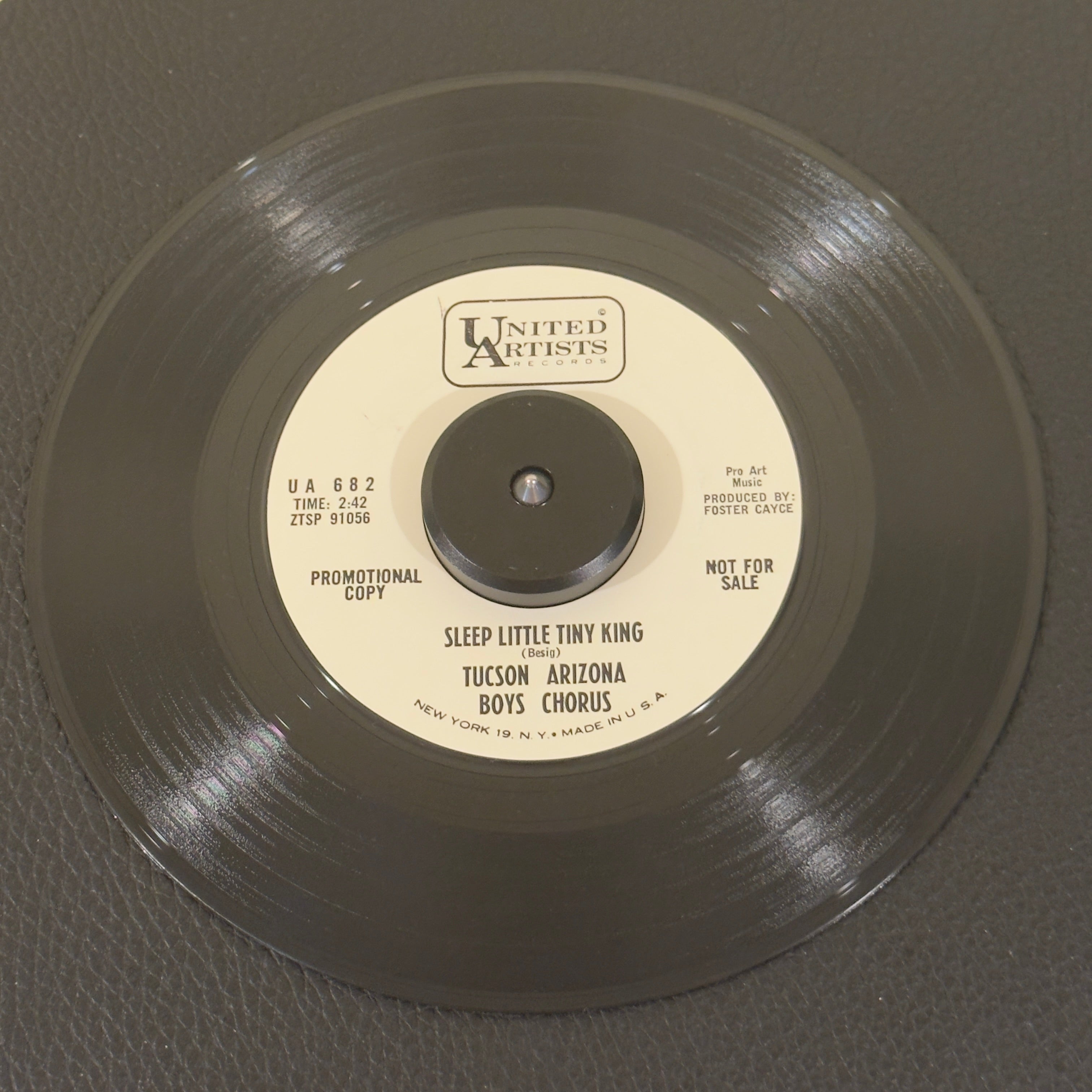 Tucson Arizona Boys Chorus - Sing Noel / Sleep Little Tiny King