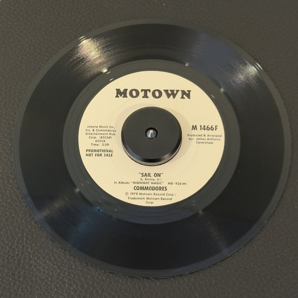 Commodores – Sail On