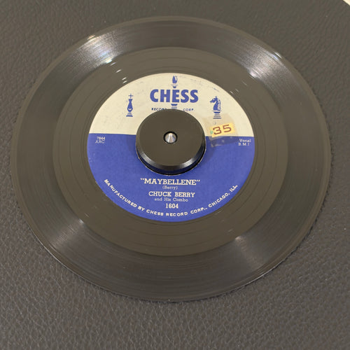 Chuck Berry – Maybellene / Wee Wee Hours record