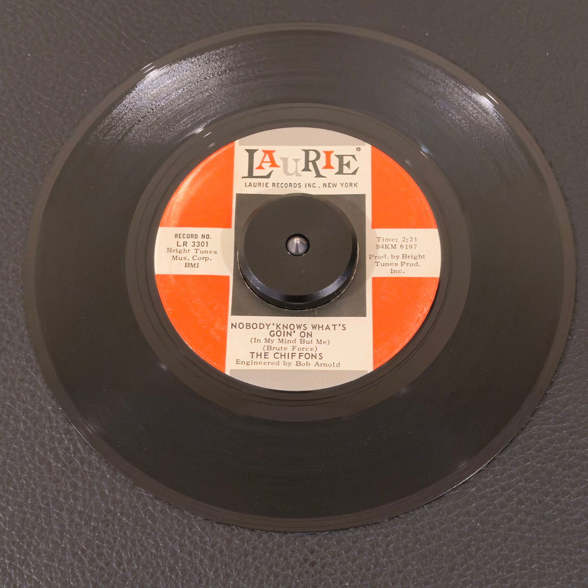 Chiffons, The – Nobody' Knows What's Goin' On (In My Mind But Me) / Did You Ever Go Steady? record
