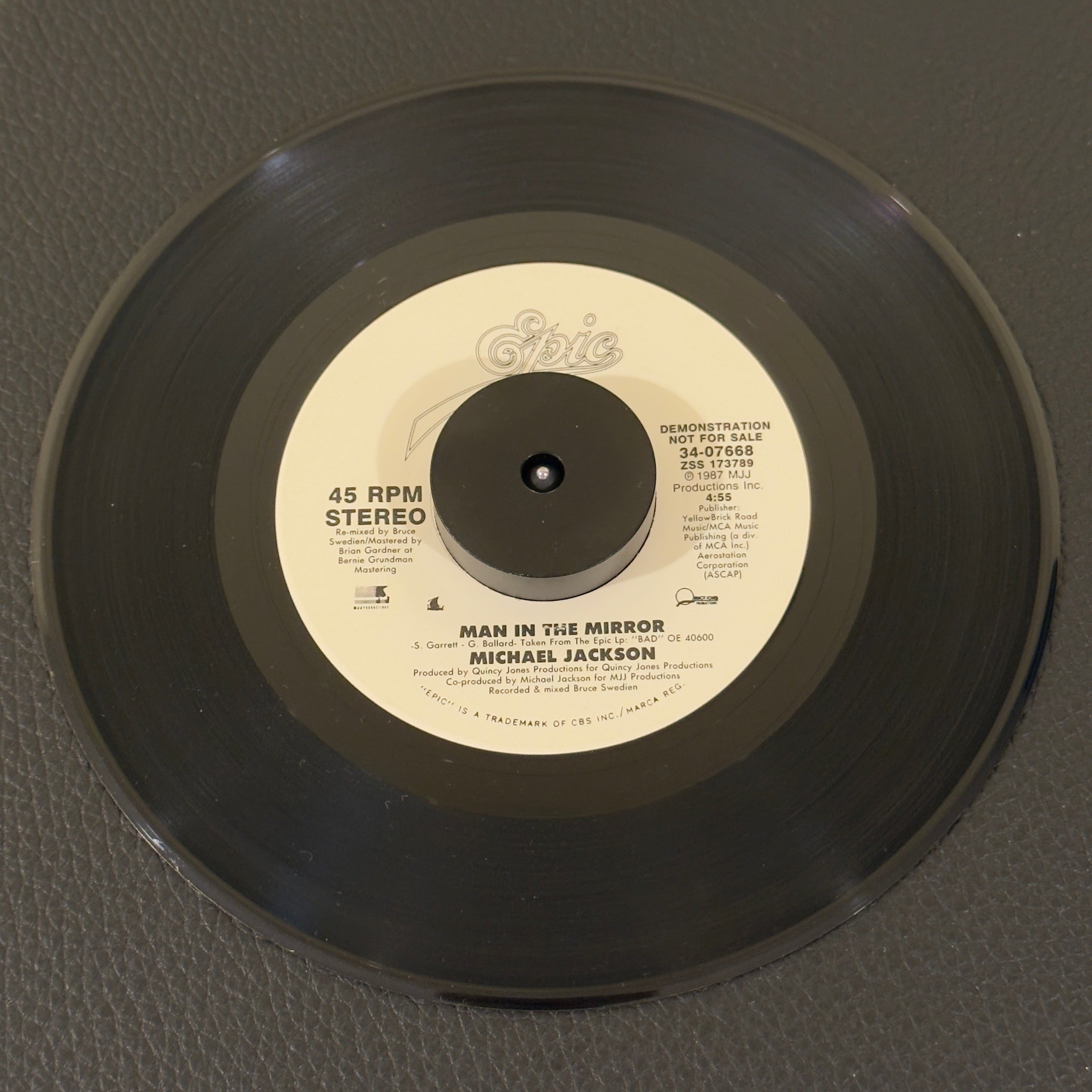 Michael Jackson - Man In The Mirror / Man In The Mirror