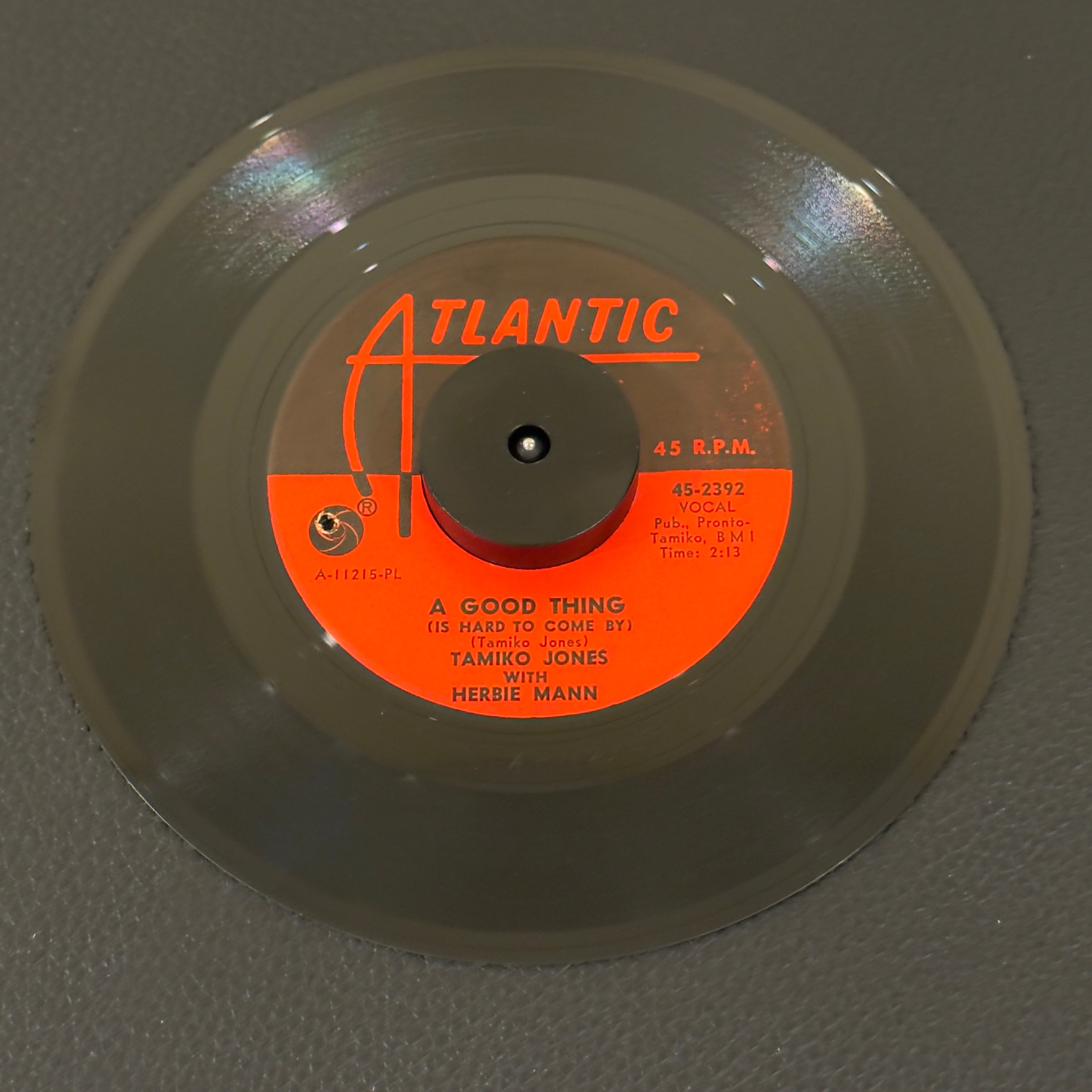 Tamiko Jones w/ Herbie Mann - Day Tripper / A Good Thing (Is Hard To C
